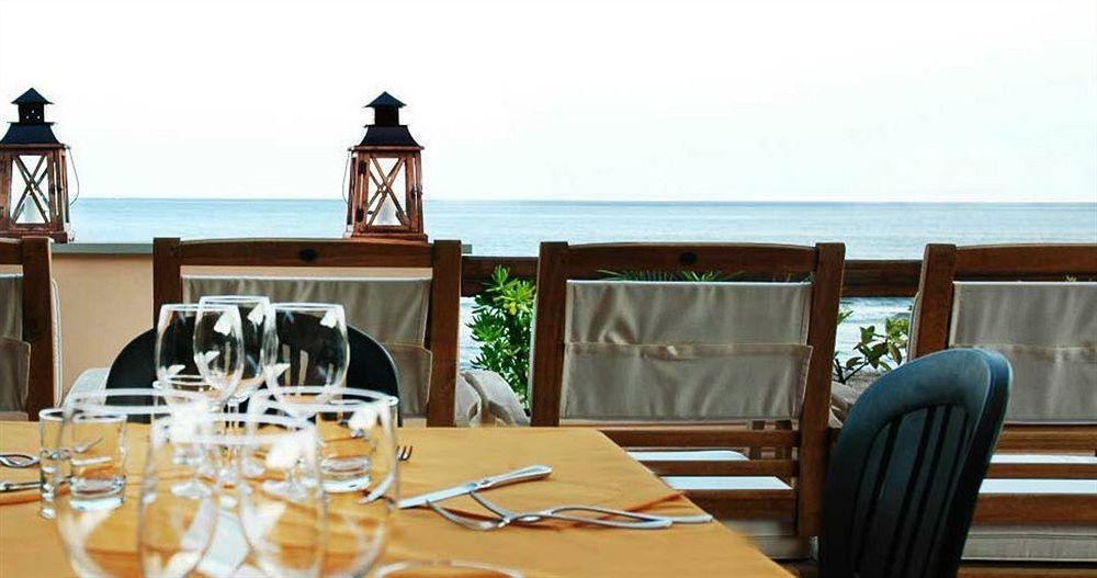 Hotel Acquasanta 테라치나 외부 사진